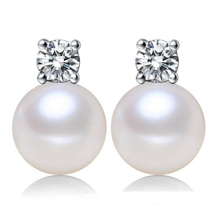 Classic Round Pearl Stud Earrings